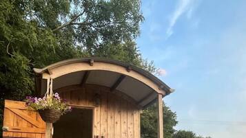 Mökki, poreamme (Shepherds Hut) | 1 makuuhuone, työpöytä, äänieristys, ilmainen Wi-Fi