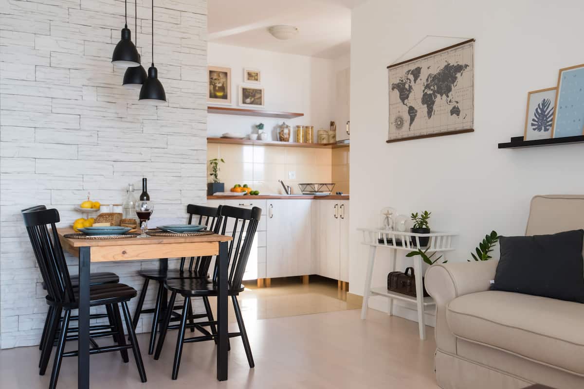 exclusive apartment, 1 bedroom, sea view | living area | flat-screen tv