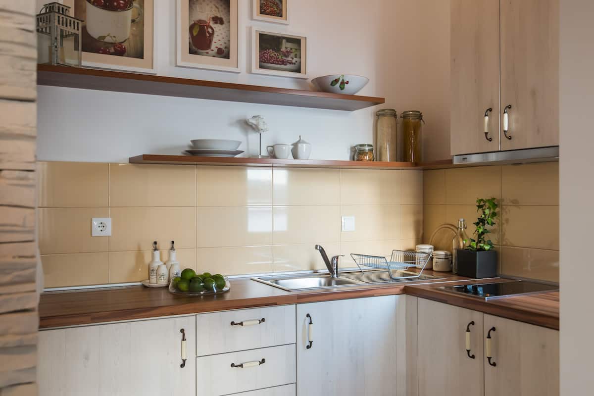 design apartment, 1 bedroom, sea view (top floor) | private kitchen | full-sized fridge, microwave, coffee/tea maker, electric kettle