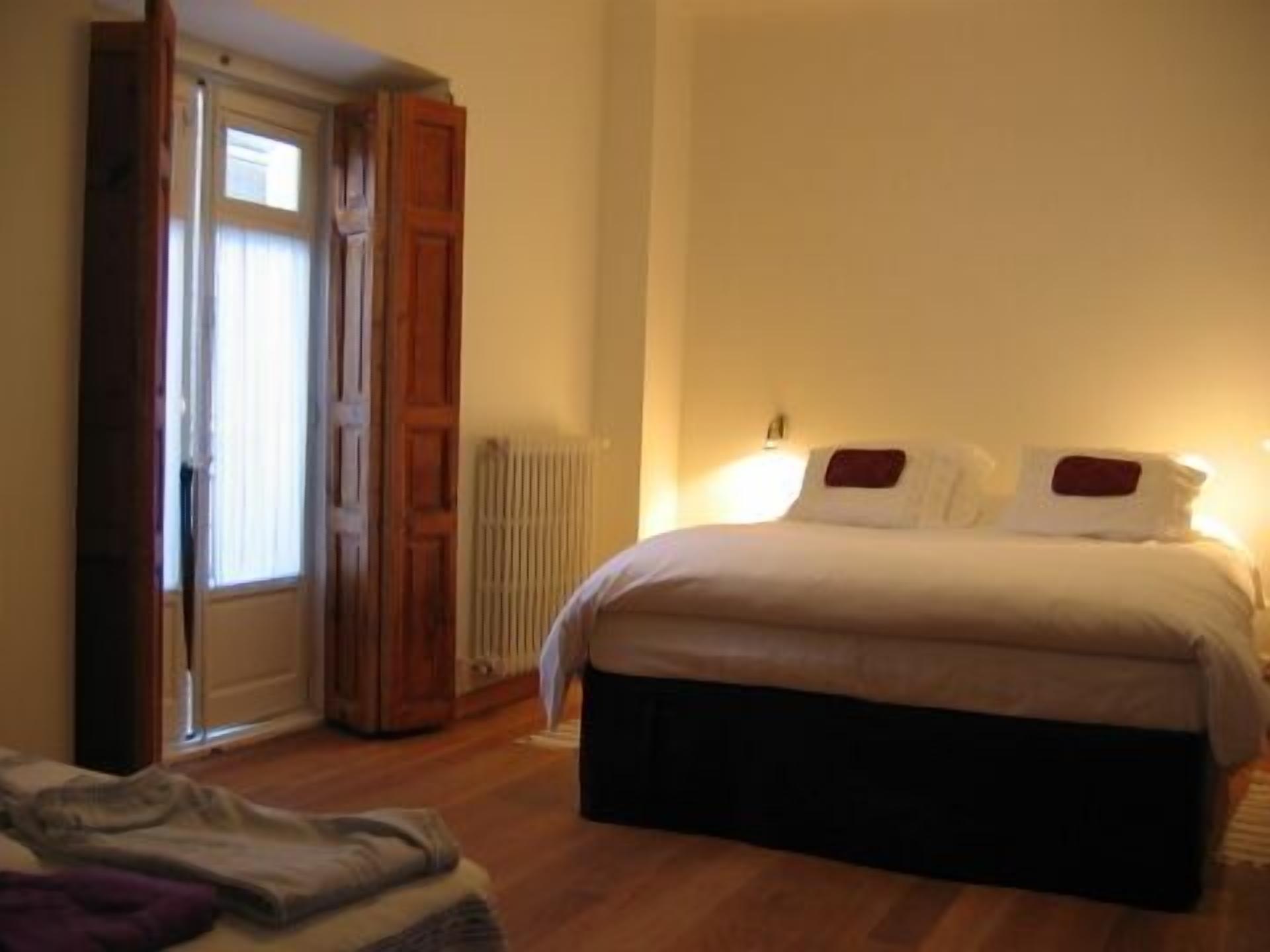 premium bedding, minibar, desk, blackout curtains