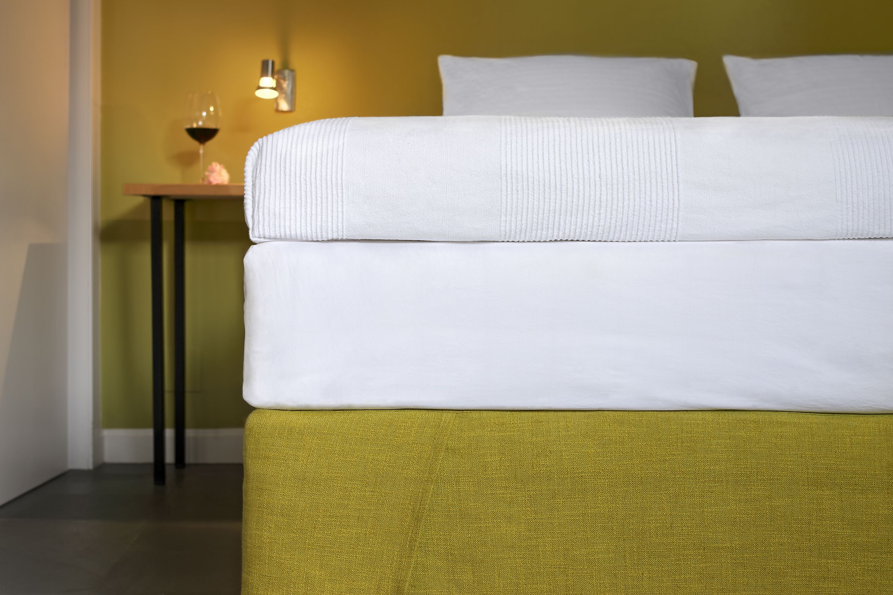 deluxe room, garden view | premium bedding, minibar, desk, blackout curtains