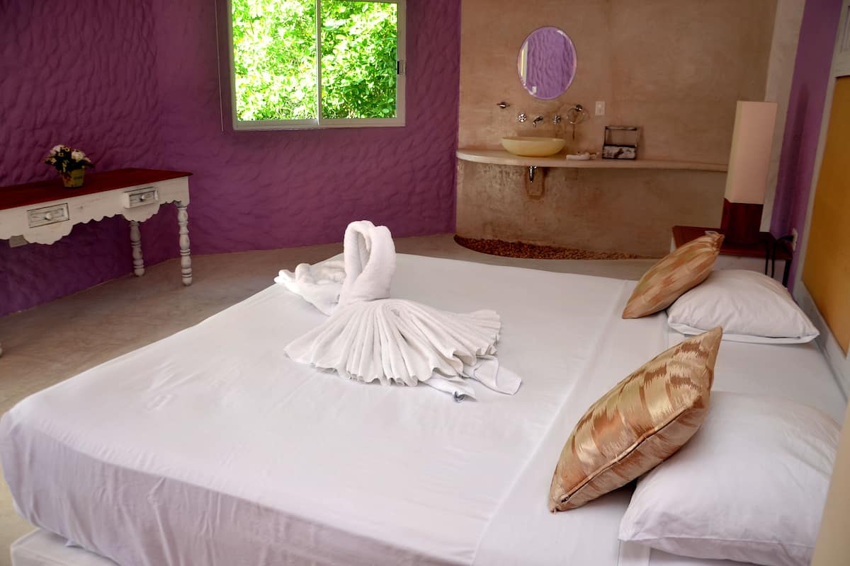 Superior Villa, 1 King Bed, Ground Floor | WiFi (free)