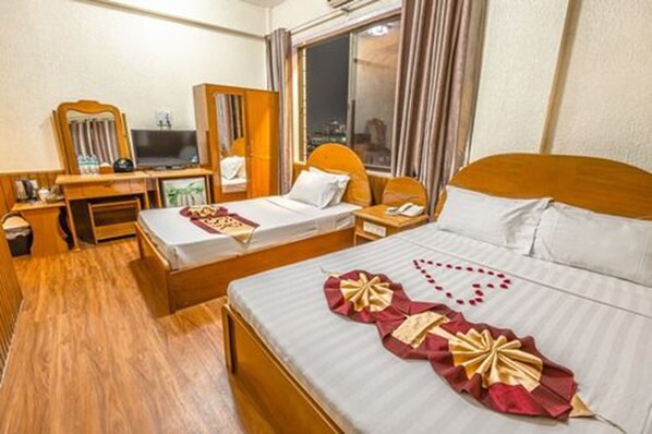 Minibar, in-room safe, soundproofing, rollaway beds