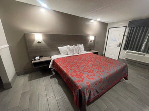 Egyptian cotton sheets, premium bedding, down duvets, pillow-top beds