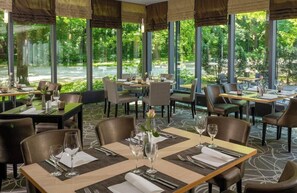 Dining - Leonardo Hotel Hannover (Hannover)
