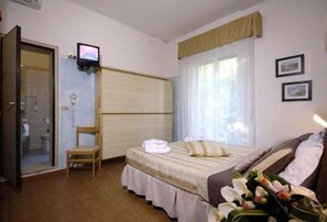 Premium bedding, in-room safe, desk, cots/infant beds