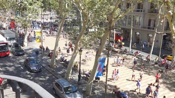 Camera doppia, vista città | Vista balcone