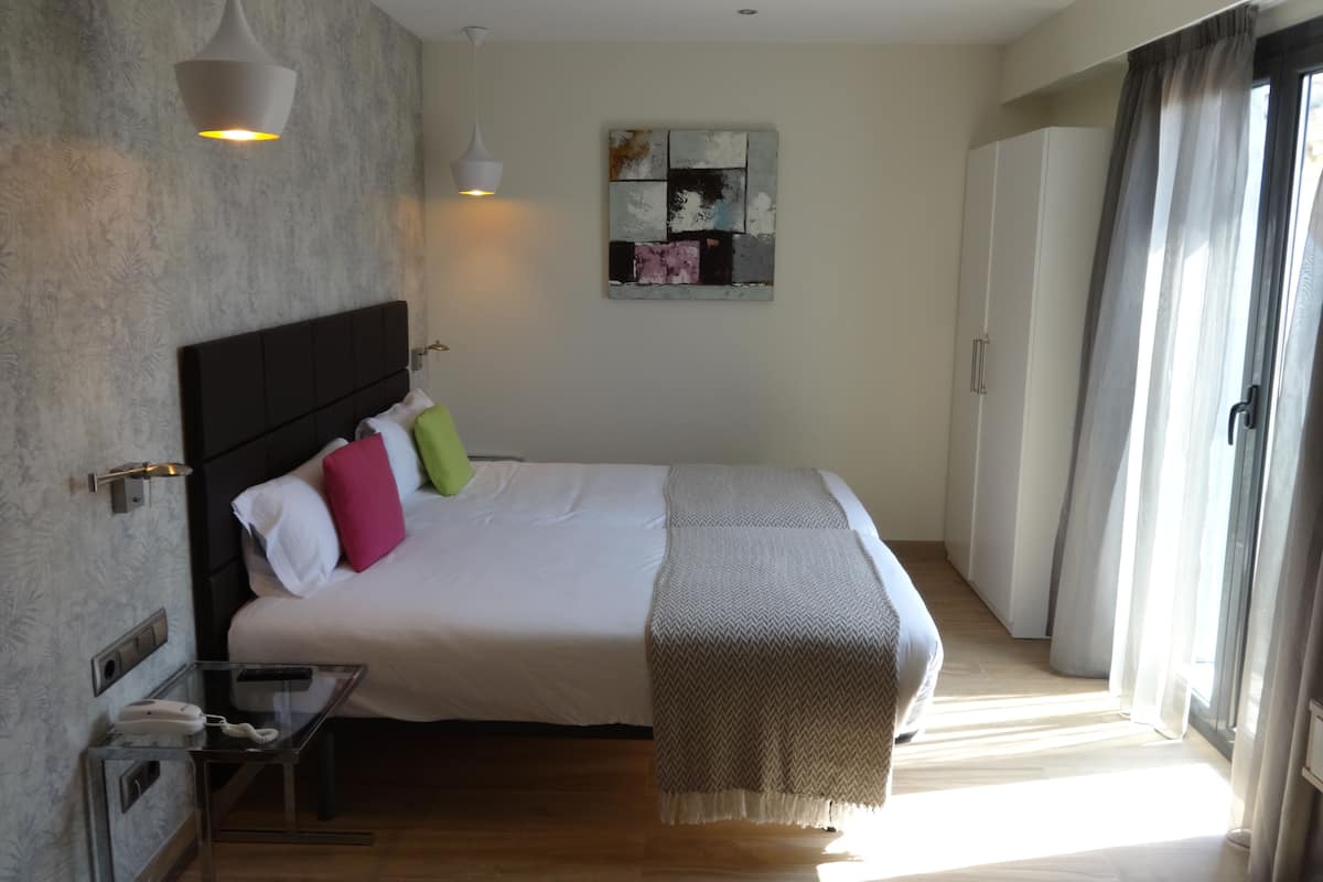 Superior Double Room | In-room safe, individually decorated, individually furnished, desk