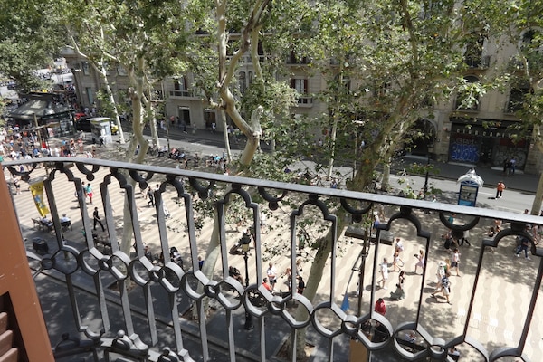 Phòng đôi, quang cảnh thành phố | Quang cảnh ban công