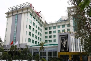 Exterior - Ramada by Wyndham Jaipur (Jaipur)