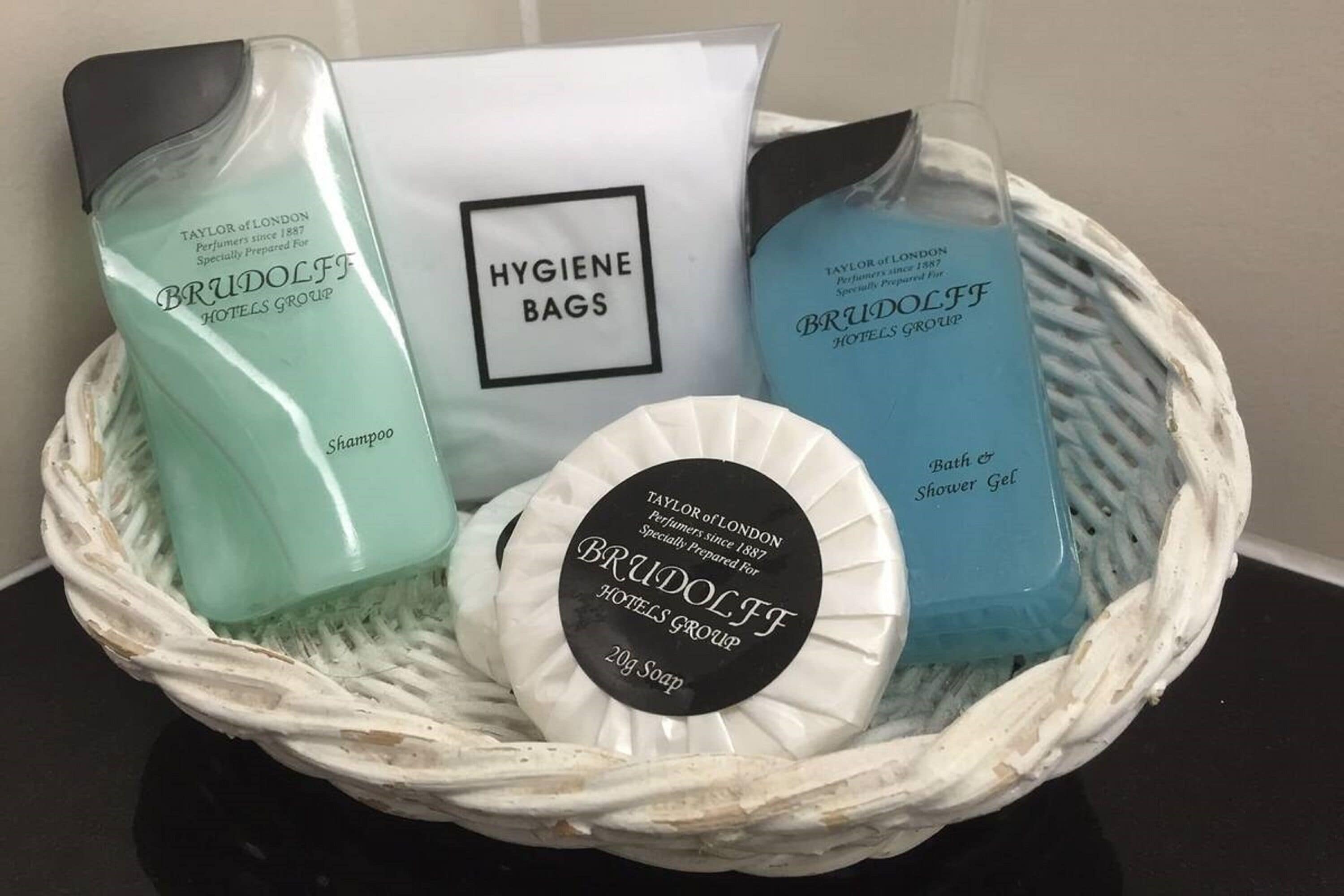 desk, iron/ironing board, free wifi