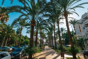 Property grounds - Alanda Hotel Marbella (Marbella)