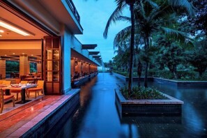 Restaurant - Sheraton Sanya Yalong Bay Resort (SANYA)