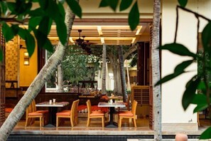 Restaurant - Sheraton Sanya Yalong Bay Resort (SANYA)