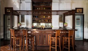 Bar (en el alojamiento)