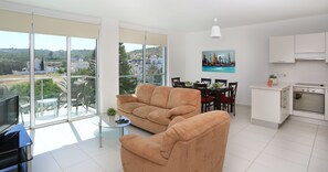 Apartment, 2 Bedrooms, Resort View | Living area