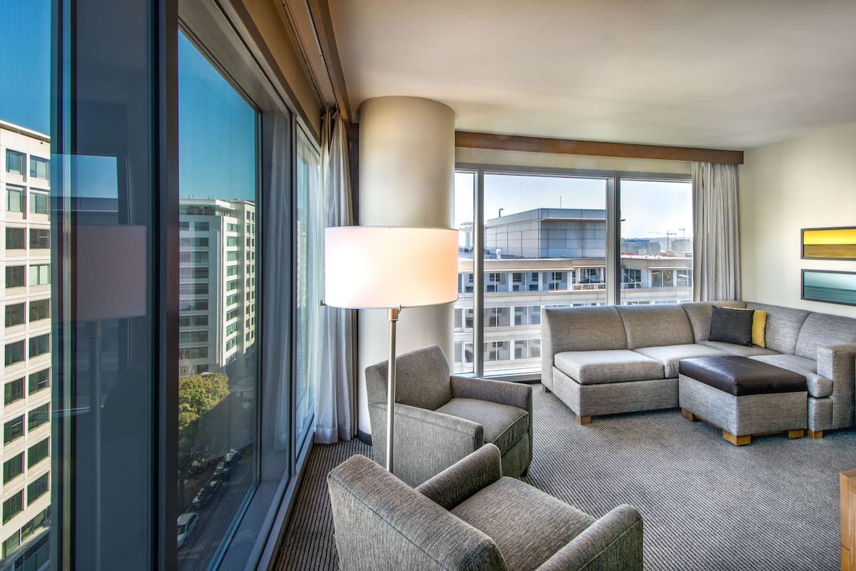 In-room safe, desk, laptop workspace, blackout drapes