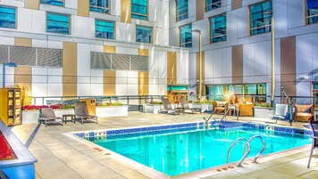 Outdoor pool, open 10:00 AM to 8:00 PM, pool umbrellas, sun loungers