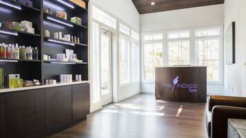 Lichaamsbehandelingen, hotstone-massages, diepe bindweefselmassages