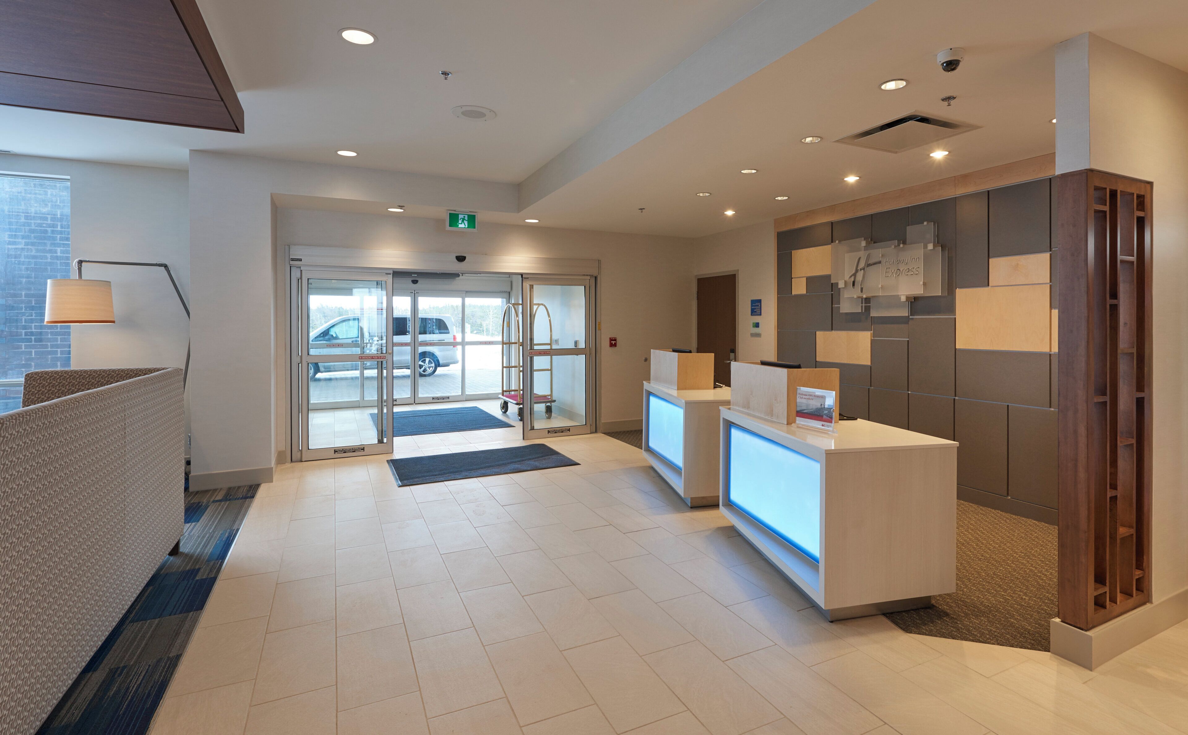 Photo - Holiday Inn Express & Suites St. John S Airport, An Ihg