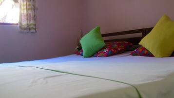 Standard Double Room | Free WiFi, bed sheets