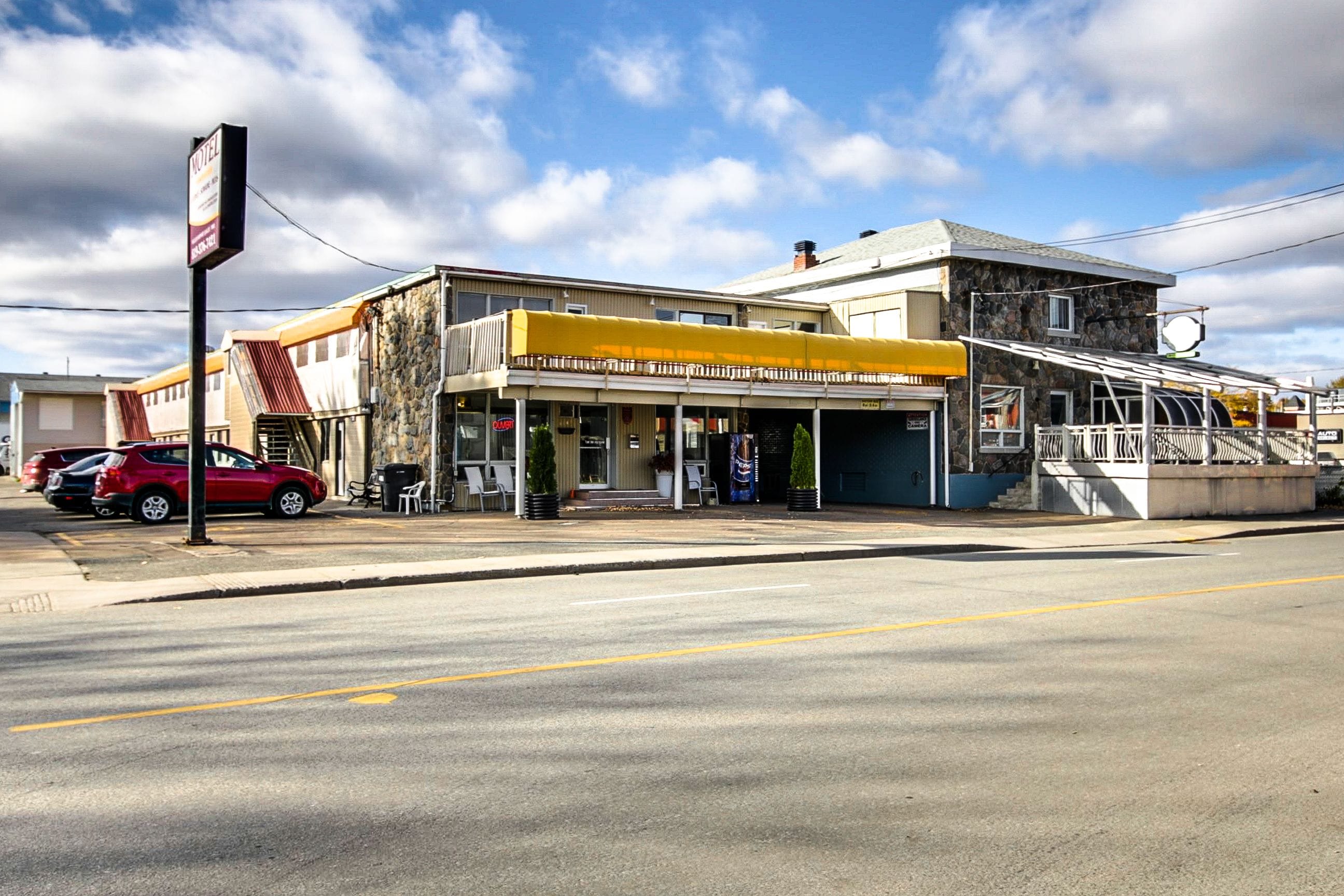 Photo - Motel Bellefeuille