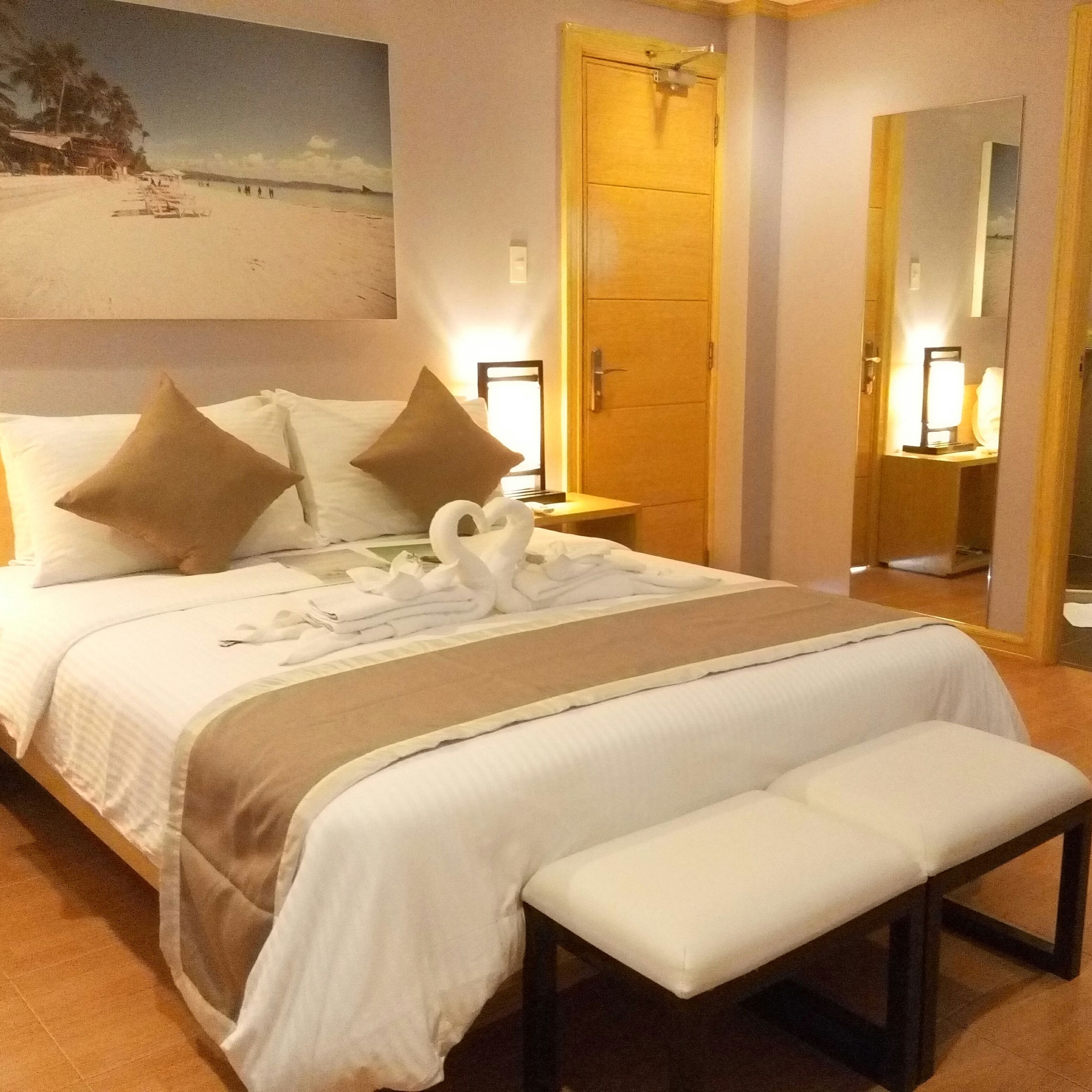 penthouse | 1 bedroom, premium bedding, minibar, in-room safe