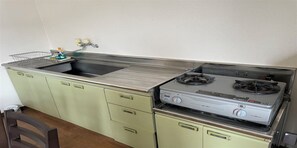 Family Room, Non Smoking | Private kitchen | Fridge, microwave, electric kettle