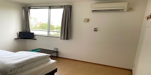 Single Room, Non Smoking | Free WiFi, bed sheets - Hotel Southern Village Okinawa (Kitanakagusuku)