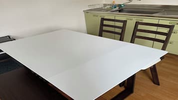 Habitación familiar, no fumadores | Wifi gratis y ropa de cama
