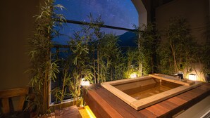 Deluxe Spa(No Cooking)