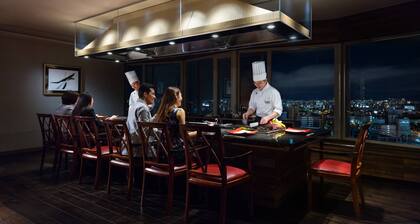 Courtyard by Marriott Shin-Osaka Station