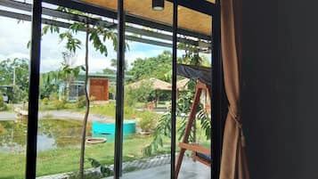 Standard Cottage | Rollaway beds, free WiFi, bed sheets