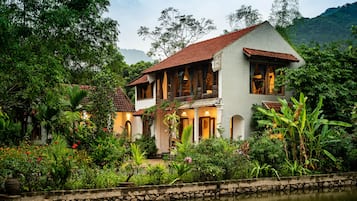 Family House | Premium bedding, minibar, in-room safe, individually decorated