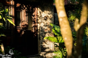 Sunset Valley Bungalow | Premium bedding, minibar, in-room safe, individually decorated