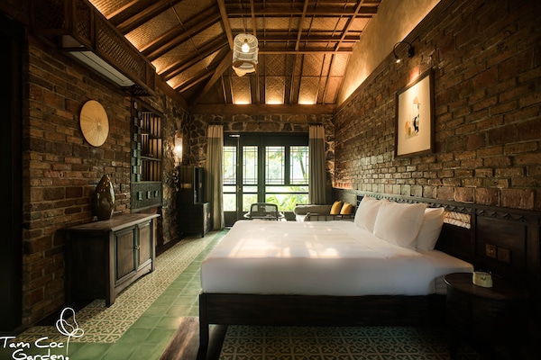 Habitació (Sunset Valley Bungalow) | Roba de llit d'alta qualitat, minibar i caixa forta a l'habitació