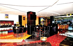 Food-Court