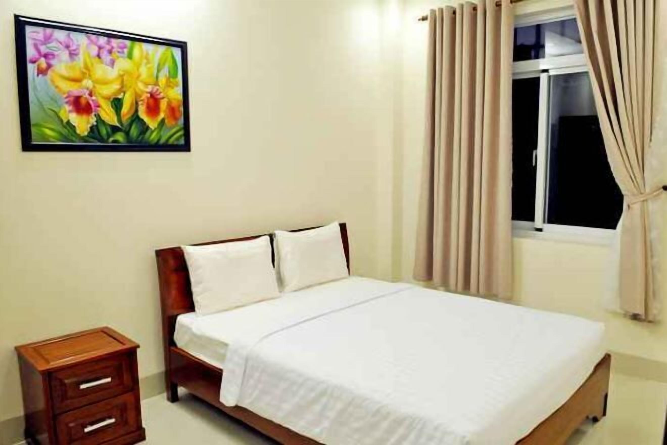 Desk, laptop workspace, blackout curtains, soundproofing