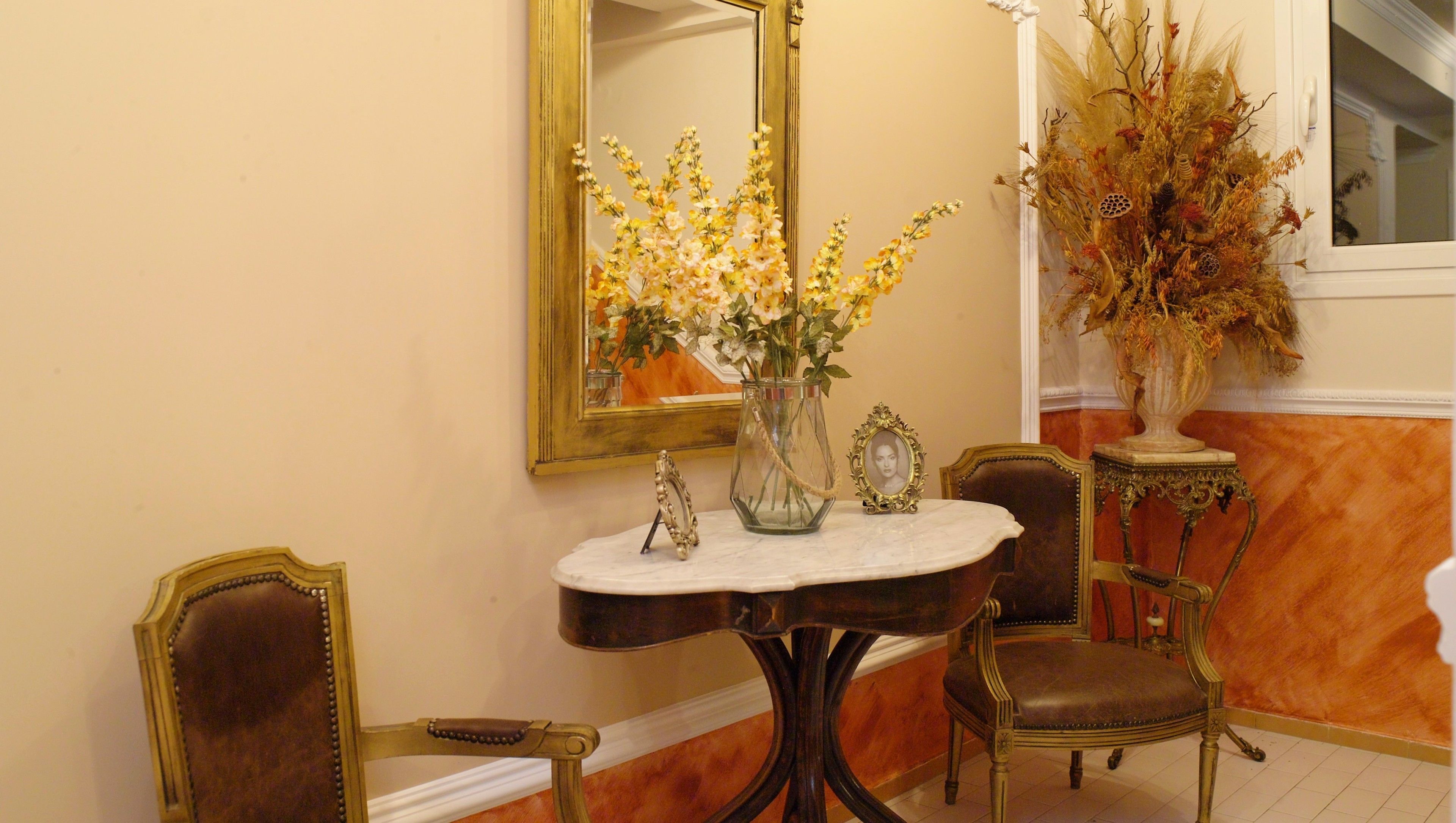 Foto - Camelot Royal Beds by Estia