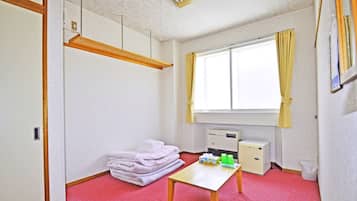 Japanese-Style Room with Shared Bathroom | Free WiFi
