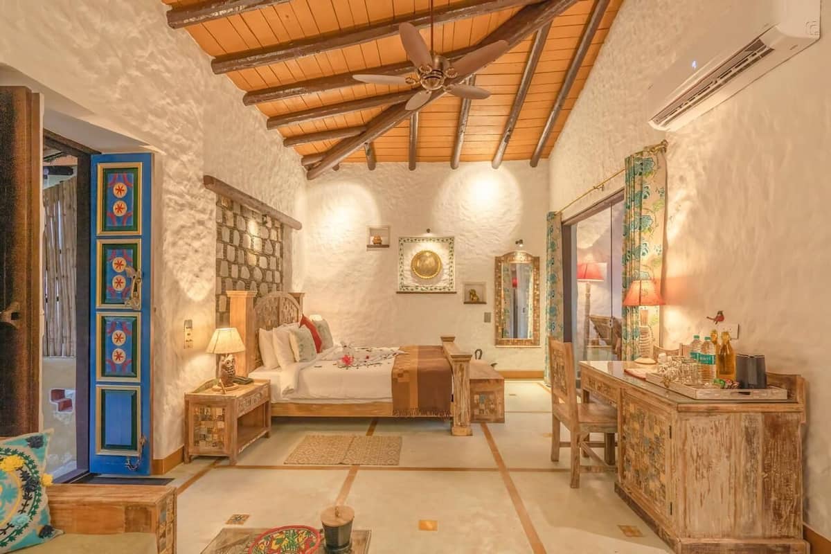 Hill View Terrace Villa with Jacuzzi | 1 bedroom, premium bedding, minibar, in-room safe