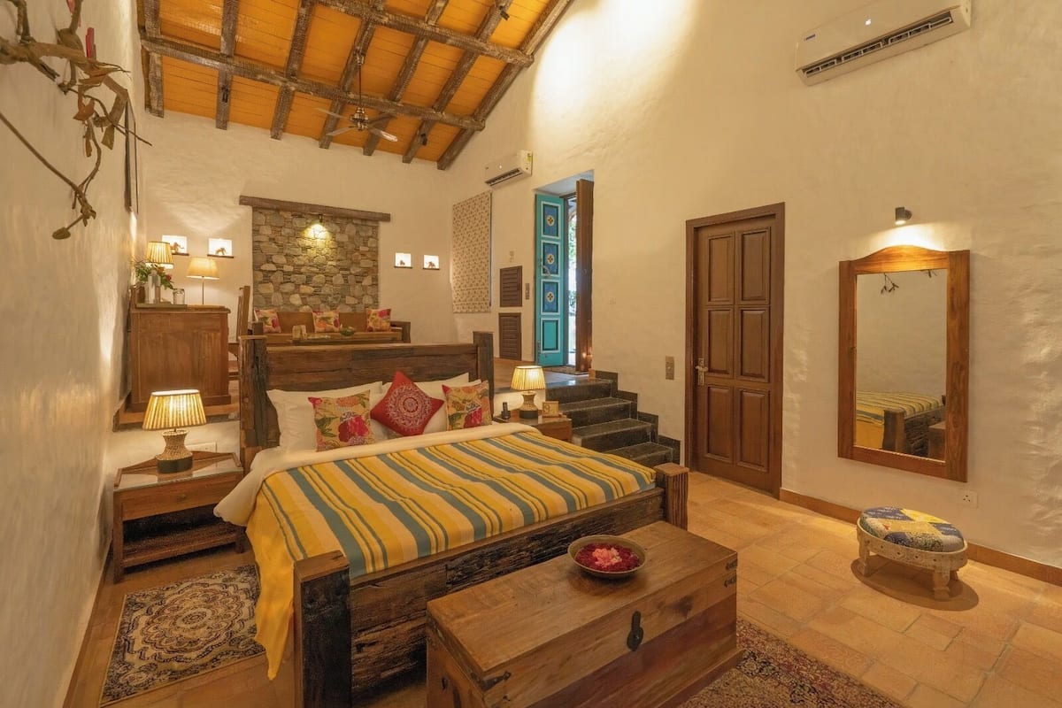 Signature Pool villa with Hanging Bed & Jacuzzi