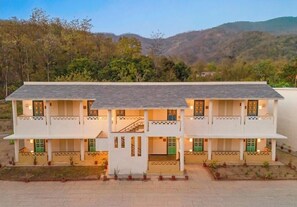 Hill View Terrace Villa with Jacuzzi | 1 bedroom, premium bedding, minibar, in-room safe