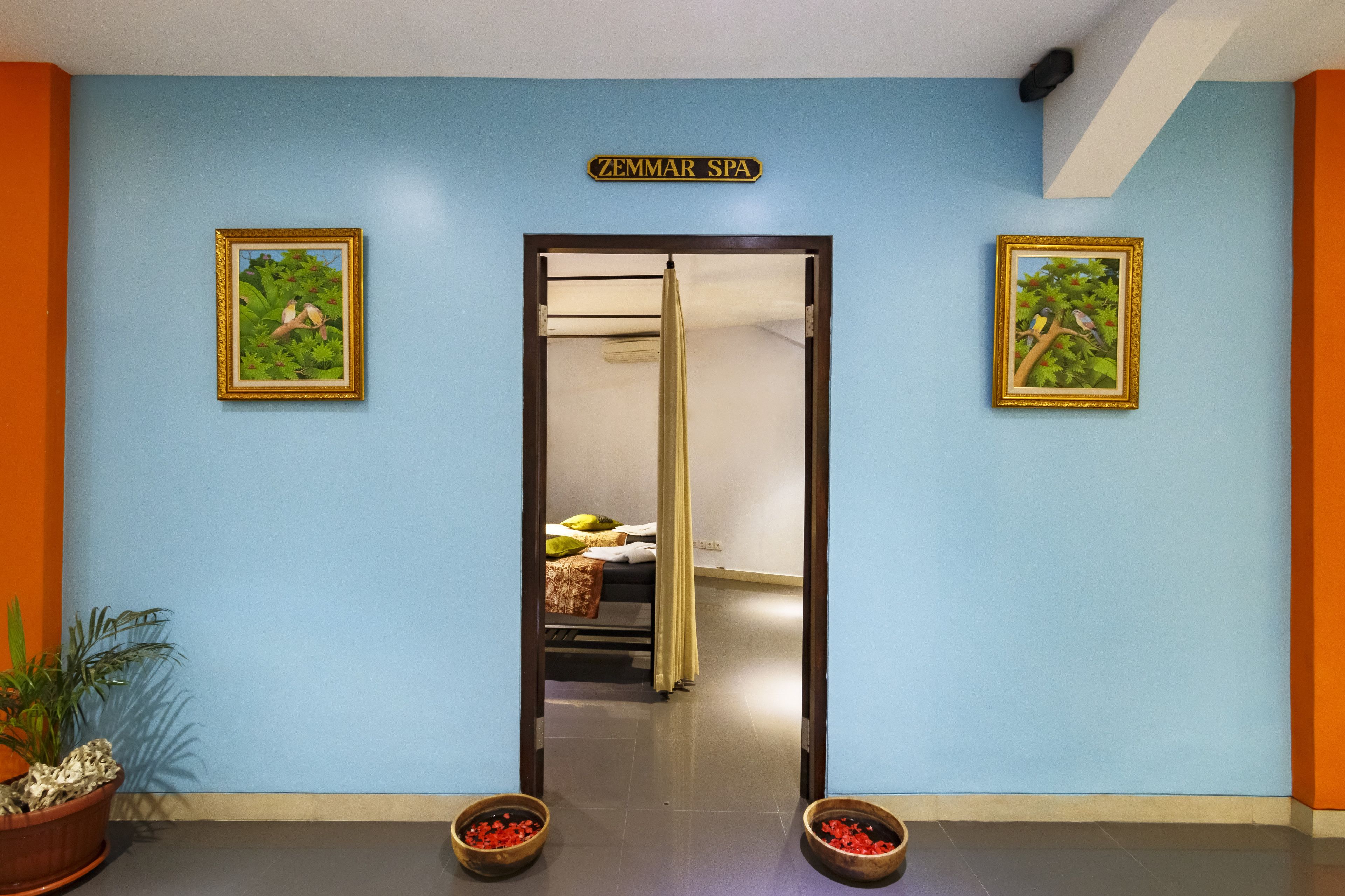 热水浴缸、身体护理、指（趾）甲修剪和护理