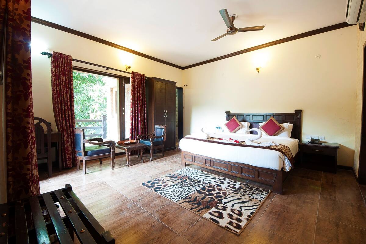 Tigers Suite | 1 bedroom, minibar, in-room safe, desk