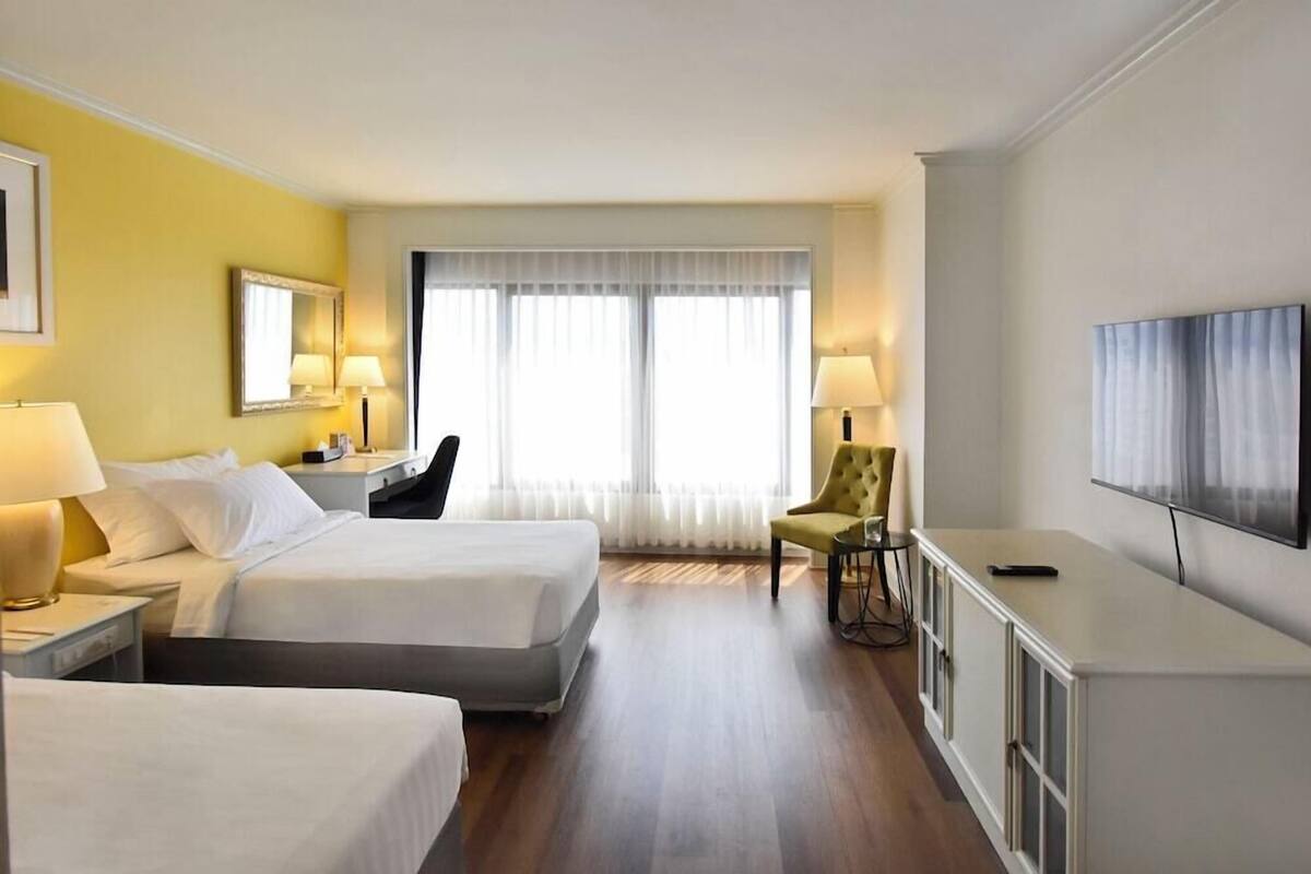 Minibar, in-room safe, desk, soundproofing