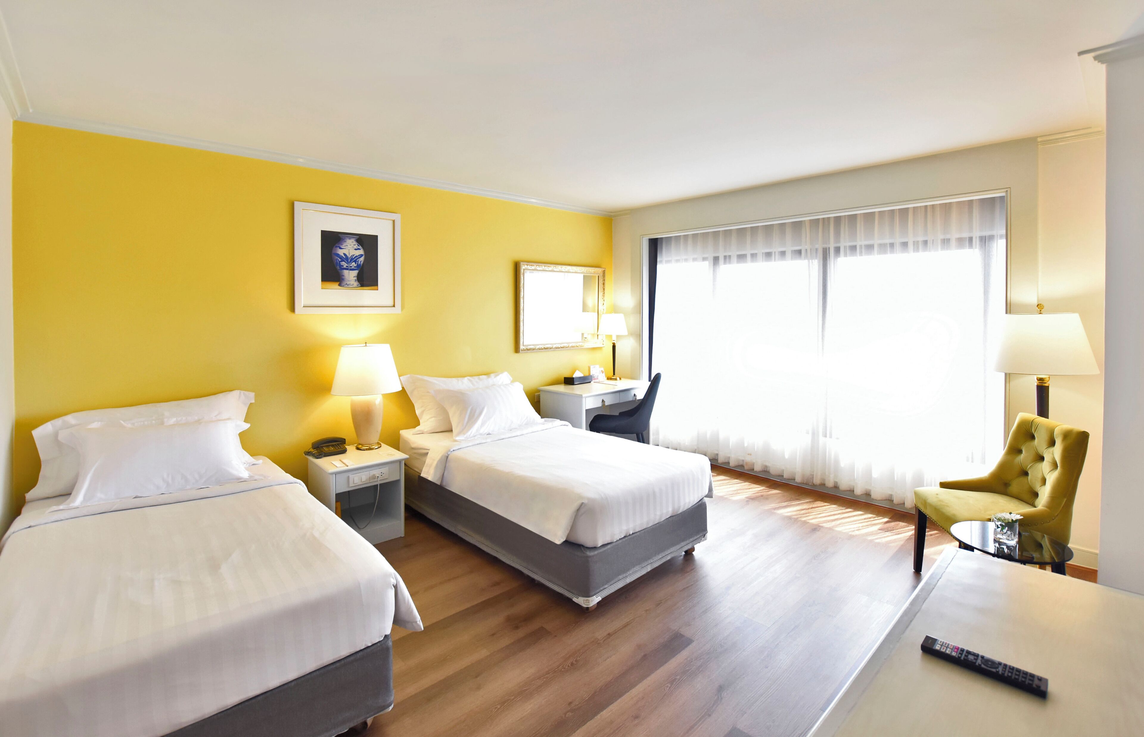 Superior Twin Room, City View