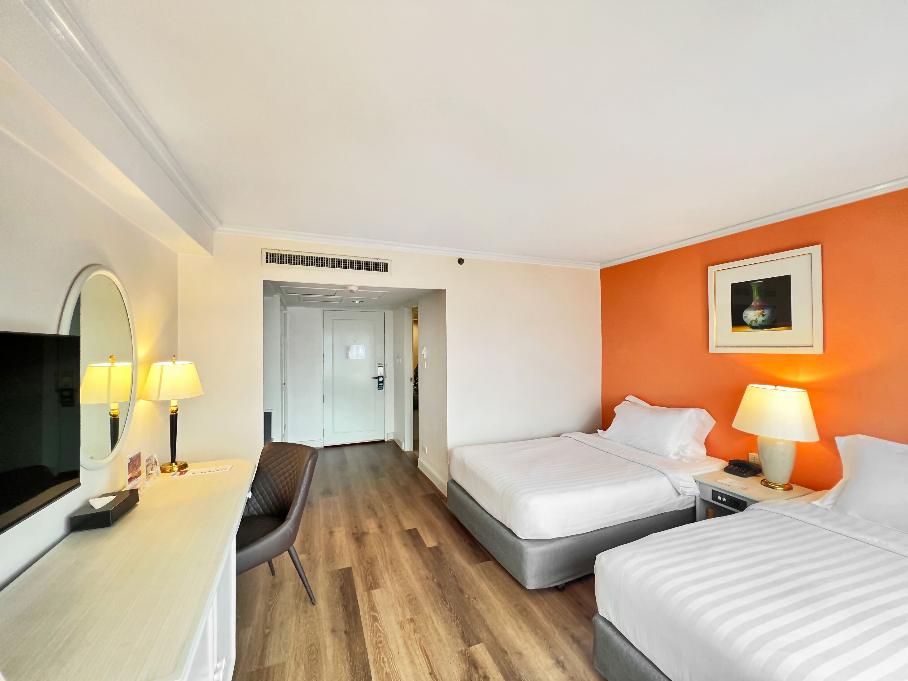 Minibar, in-room safe, desk, soundproofing