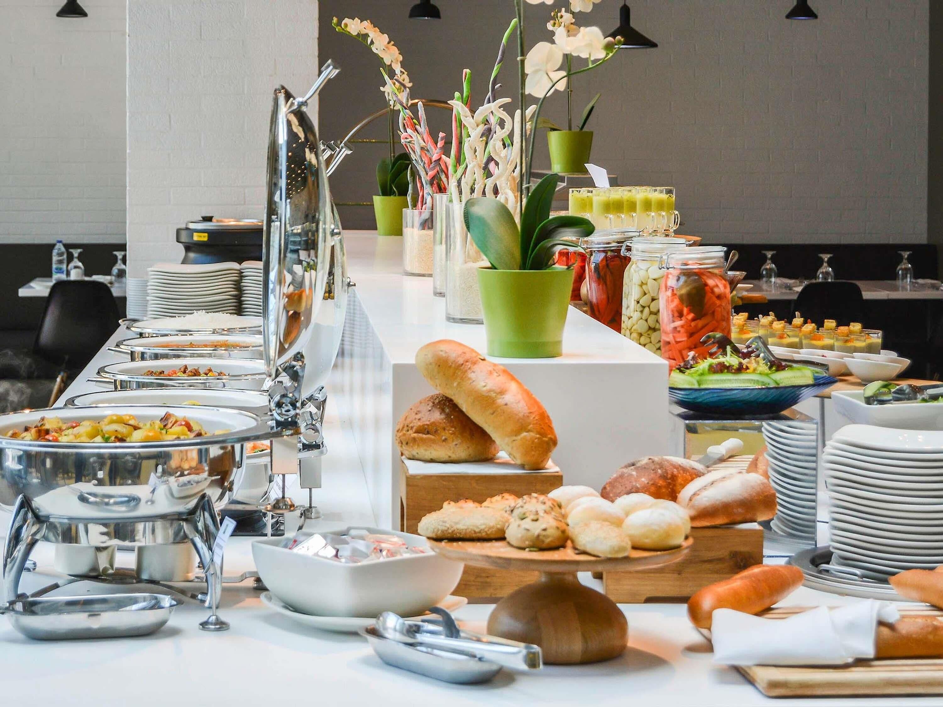 Photo - ibis Styles Dubai Jumeira
