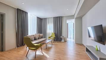 Executive Suite, 1 Double Bed | 2 bedrooms, minibar, in-room safe, desk